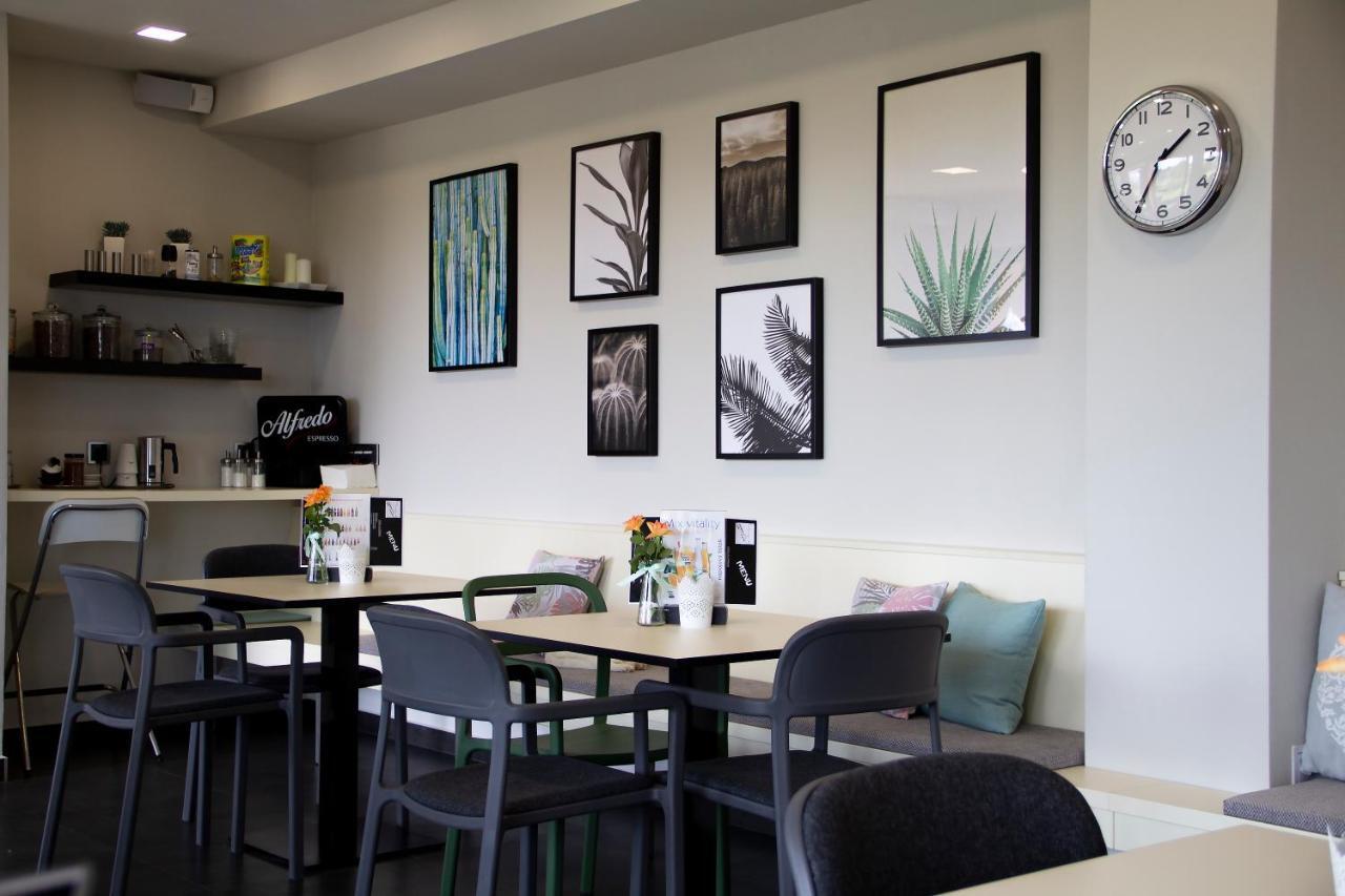 Penzion Cafe Na Svahu 海布 外观 照片