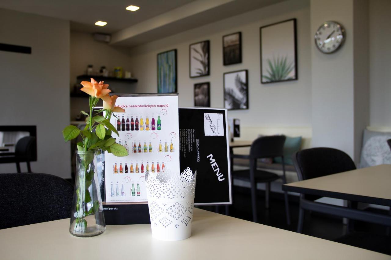 Penzion Cafe Na Svahu 海布 外观 照片